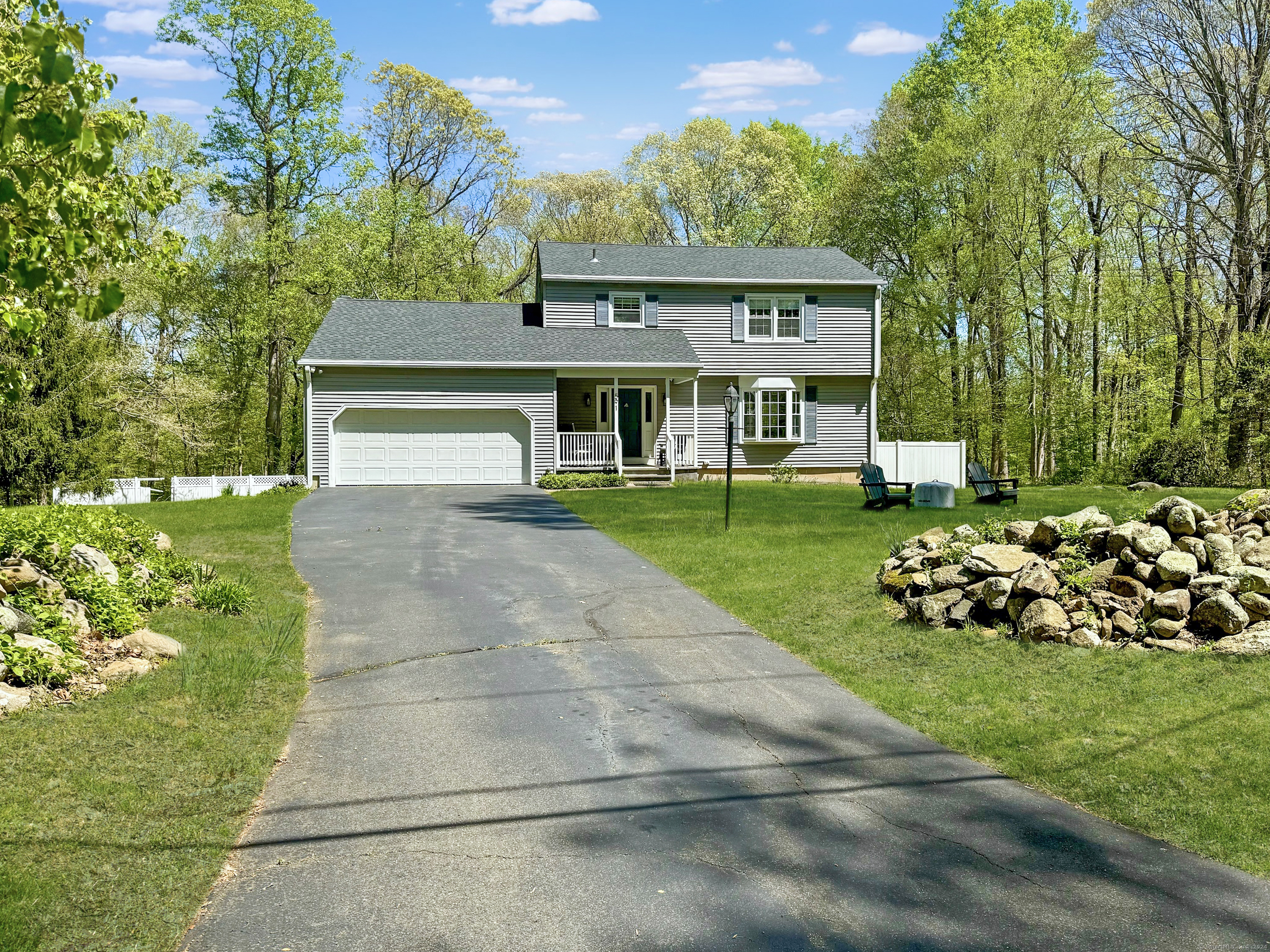 Property for Sale at 591 Nortontown Road, Guilford, Connecticut - Bedrooms: 4 
Bathrooms: 3 
Rooms: 9  - $624,900