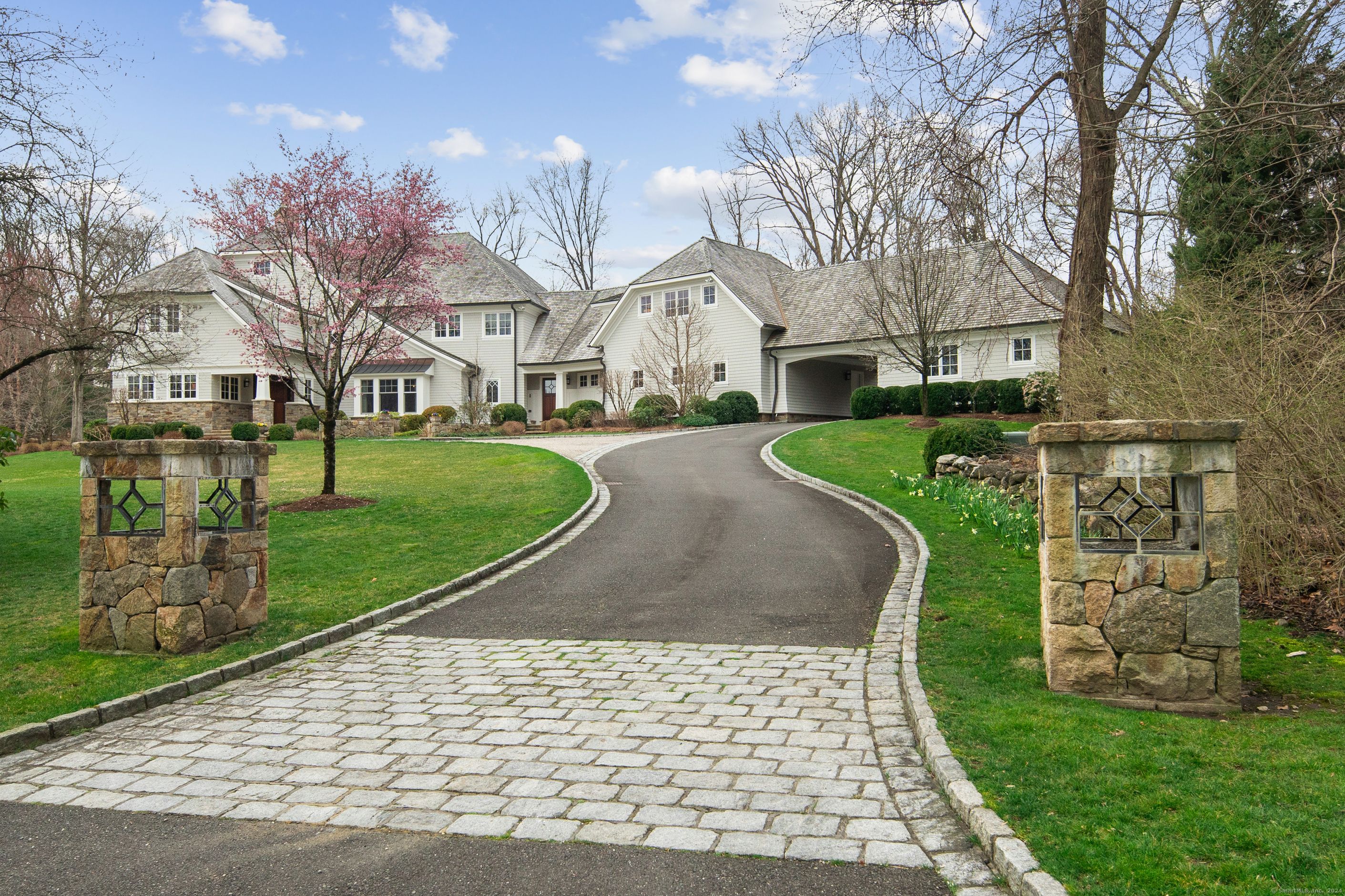 Property for Sale at 34 Adams Lane, New Canaan, Connecticut - Bedrooms: 5 
Bathrooms: 7.5 
Rooms: 12  - $4,900,000