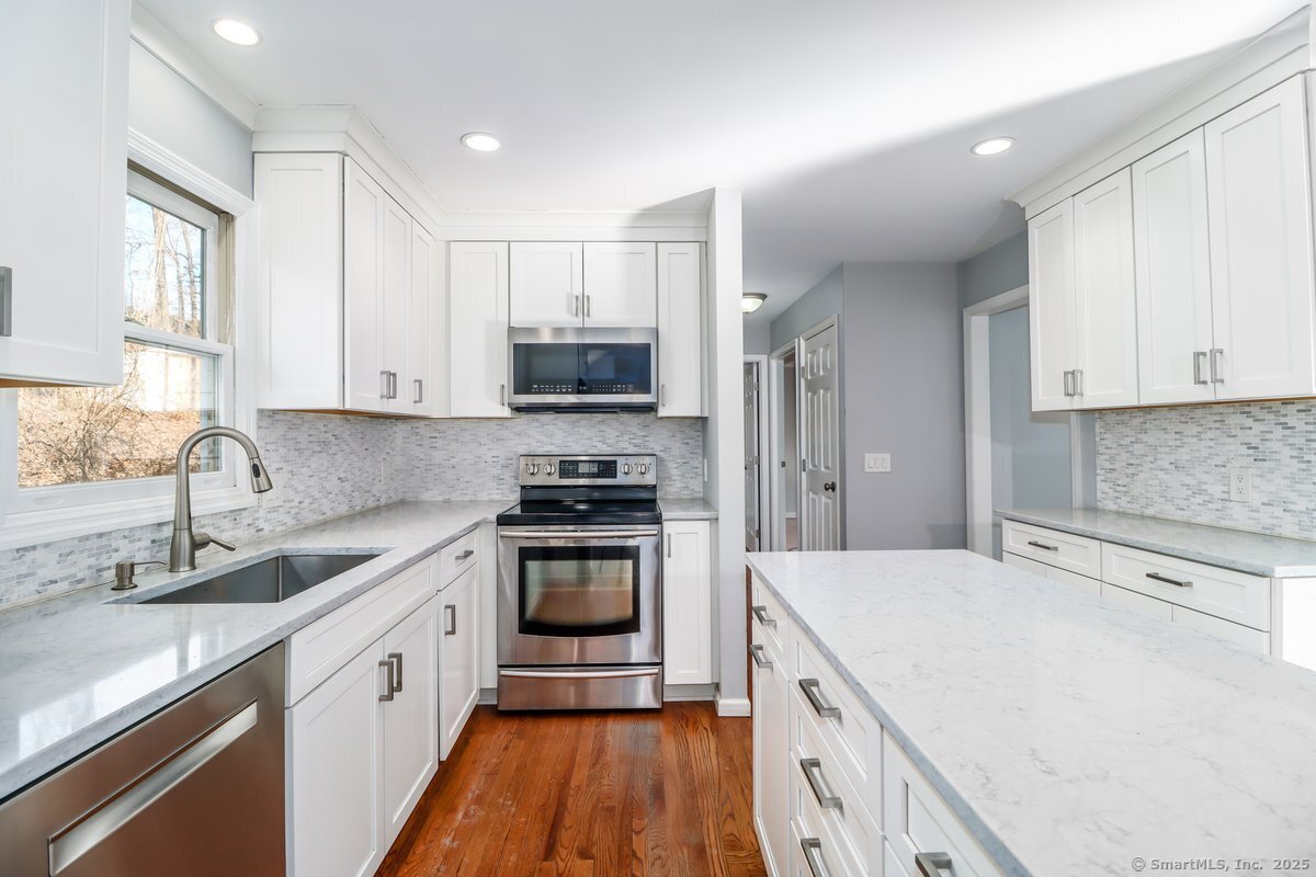 15 Norton Lane, New Milford, Connecticut image 8