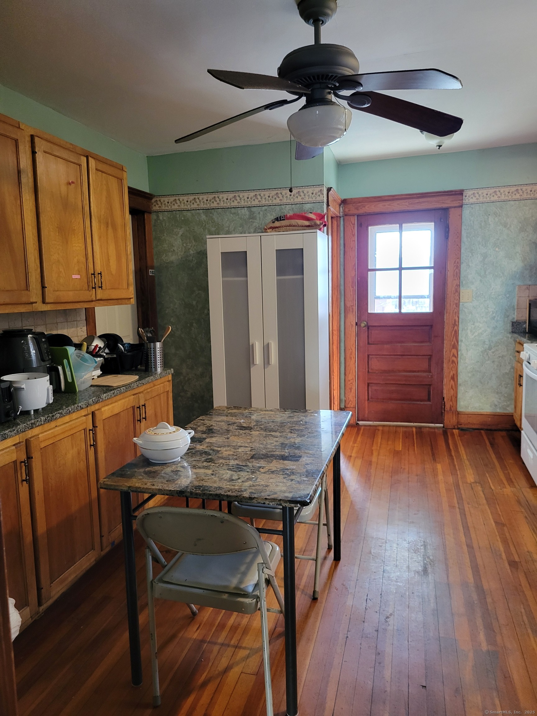 16 Terrace Avenue, West Haven, Connecticut image 10