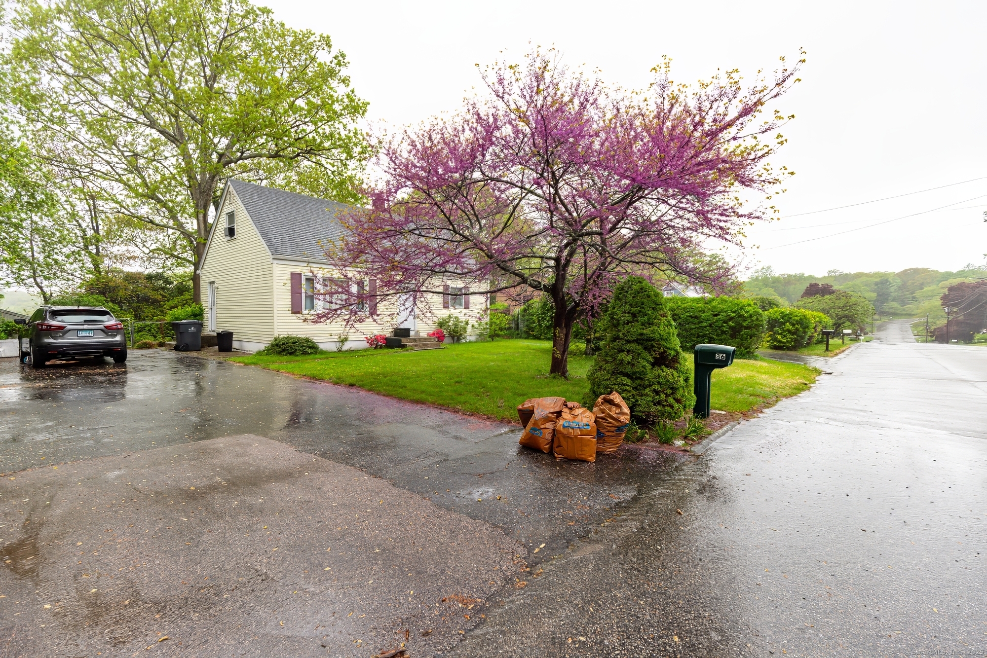 36 Beechwood Road, Montville, Connecticut image 2