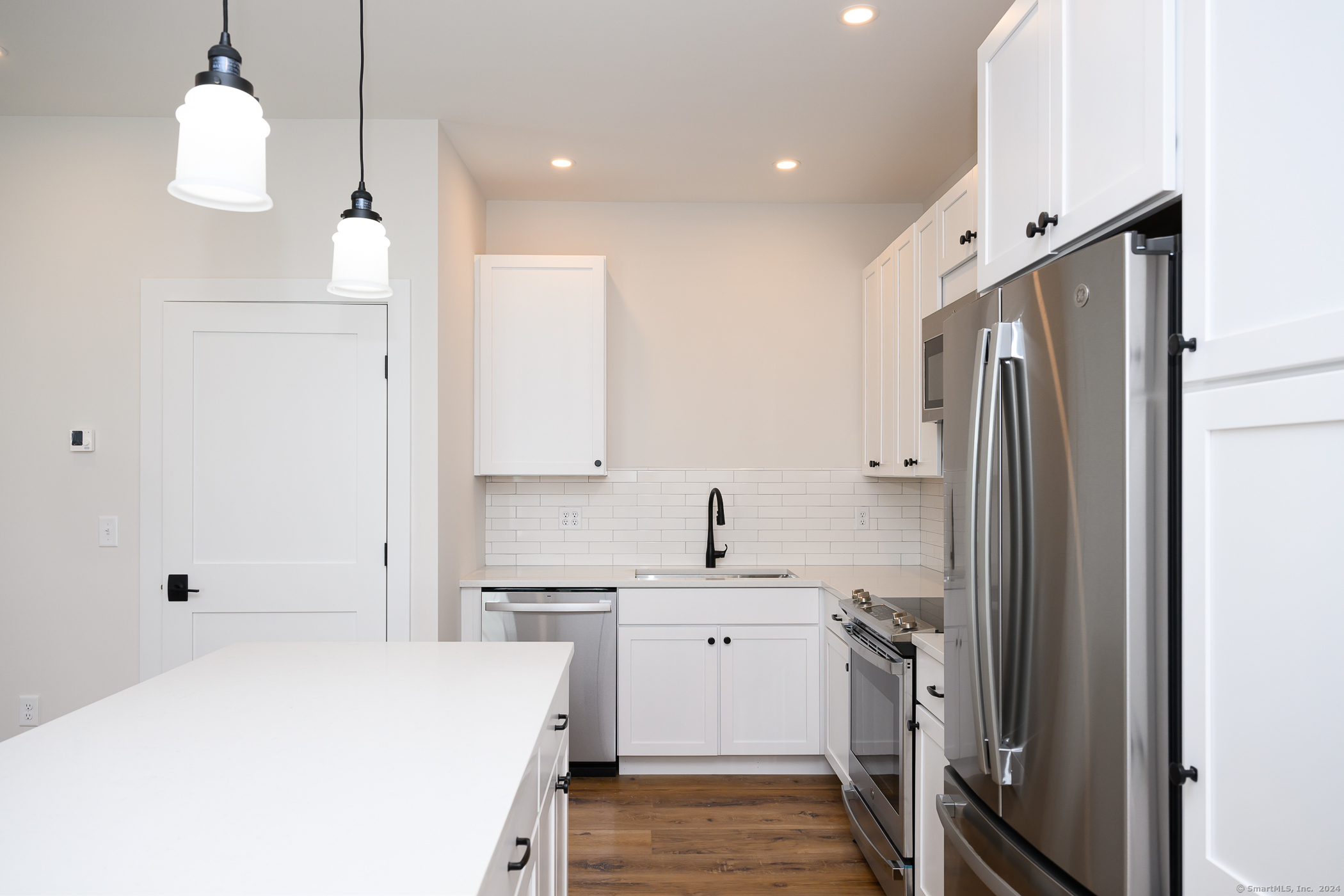 138 Boston Post Road #10, East Lyme, Connecticut image 2