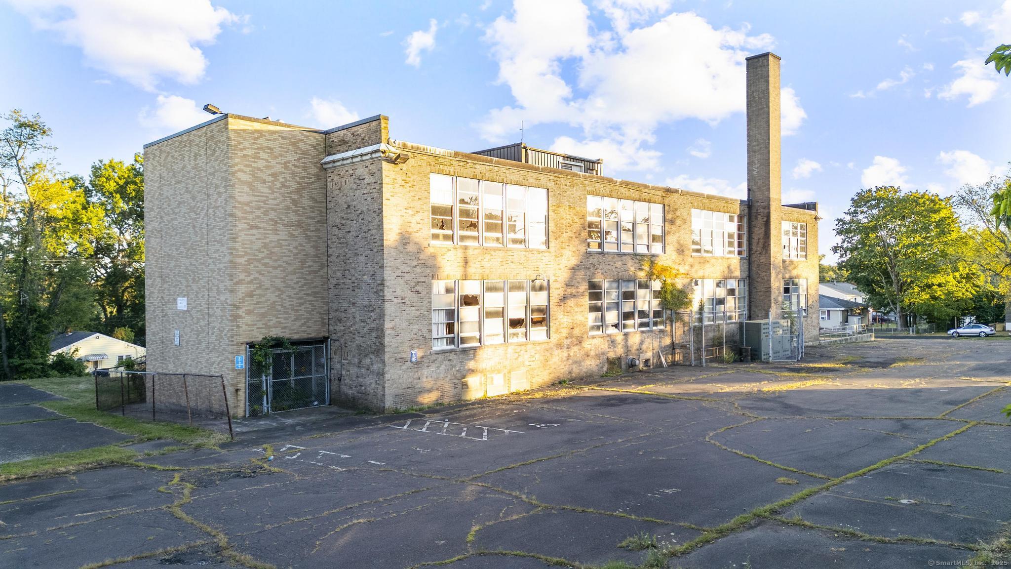 66 Tetlow Street