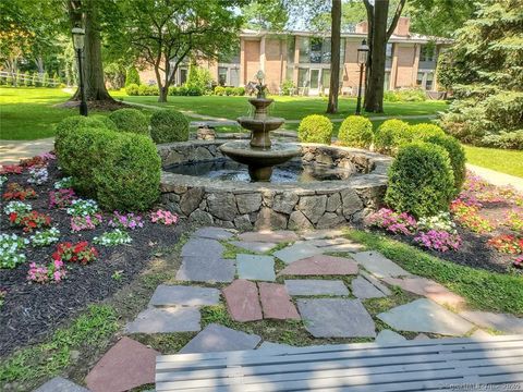 Tiny photo for 160 Fairfield Woods Road #APT 46, Fairfield, CT 06825 (MLS # 24151630)