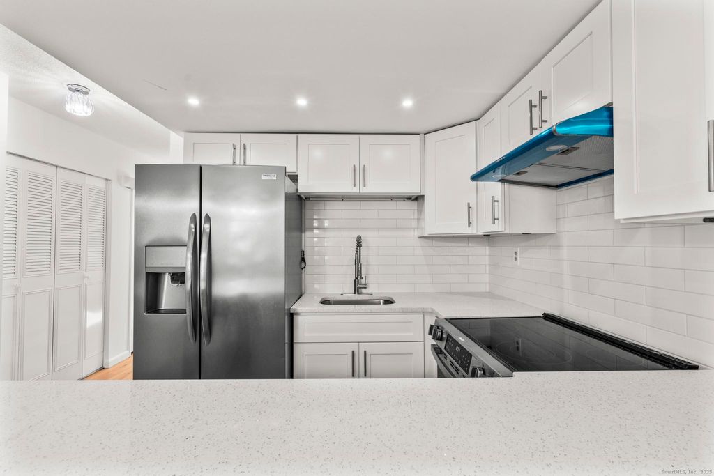 Photo of 65 Patricia Road #N, Bridgeport, CT 06606 (MLS # 24144010)