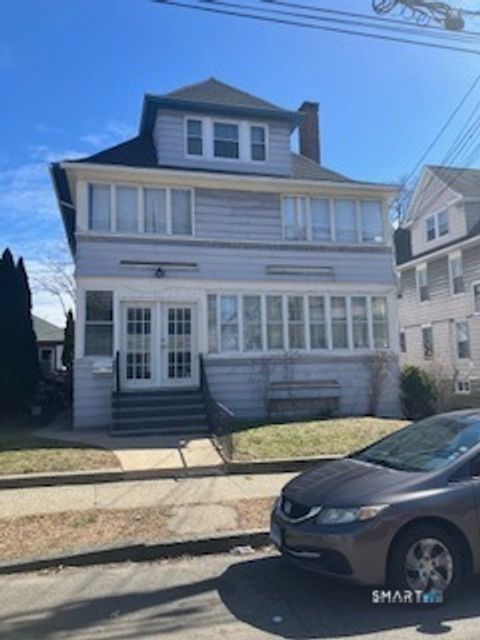 Multifamily For Sale - 493 W Taft Avenue<br/> Bridgeport, CT 06604