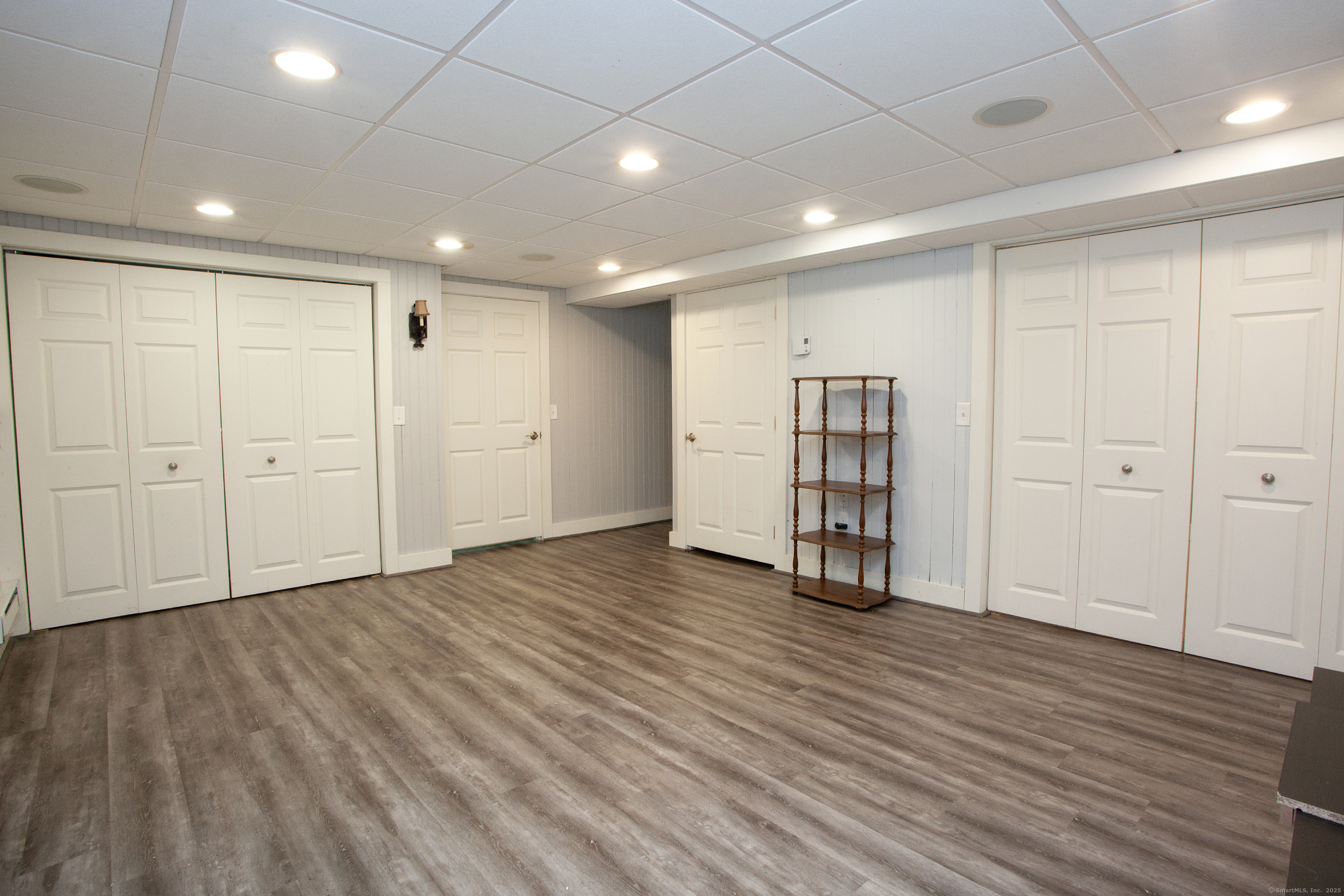 1048 S Main Street #APT 17, Southington, Connecticut image 18