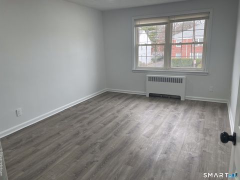 Tiny photo for 6 Revere Drive #APT 4, Stamford, CT 06902 (MLS # 24143941)