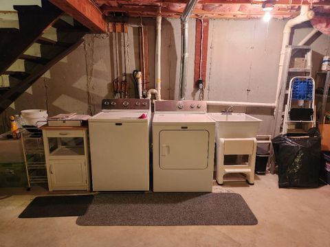 Tiny photo for 113 Island View Terrace #113, Branford, CT 06405 (MLS # 24138662)