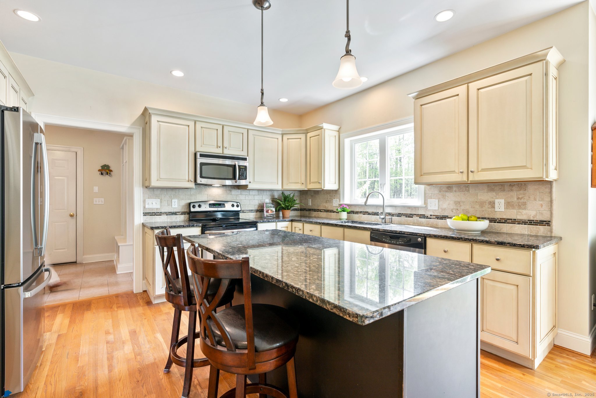 5 Flanders Crossing, New Hartford, Connecticut image 18