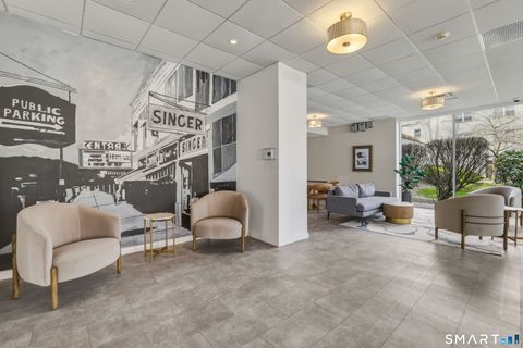 Tiny photo for 889 Farmington Avenue #3F, West Hartford, CT 06119 (MLS # 24164553)