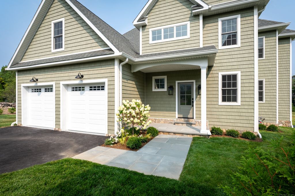 Photo of 6 Walnut Ridge Court, Stamford, CT 06905 (MLS # 24140093)