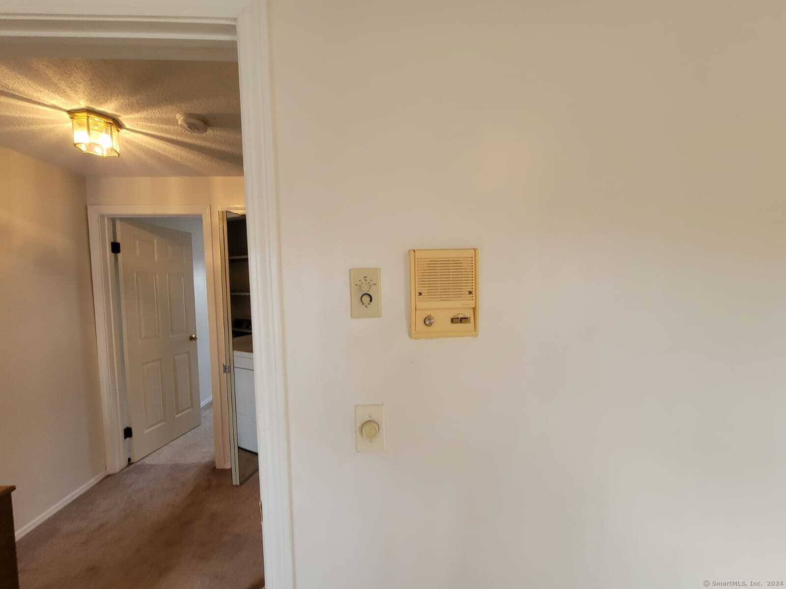 3221 E Main Street #C, Waterbury, Connecticut image 20