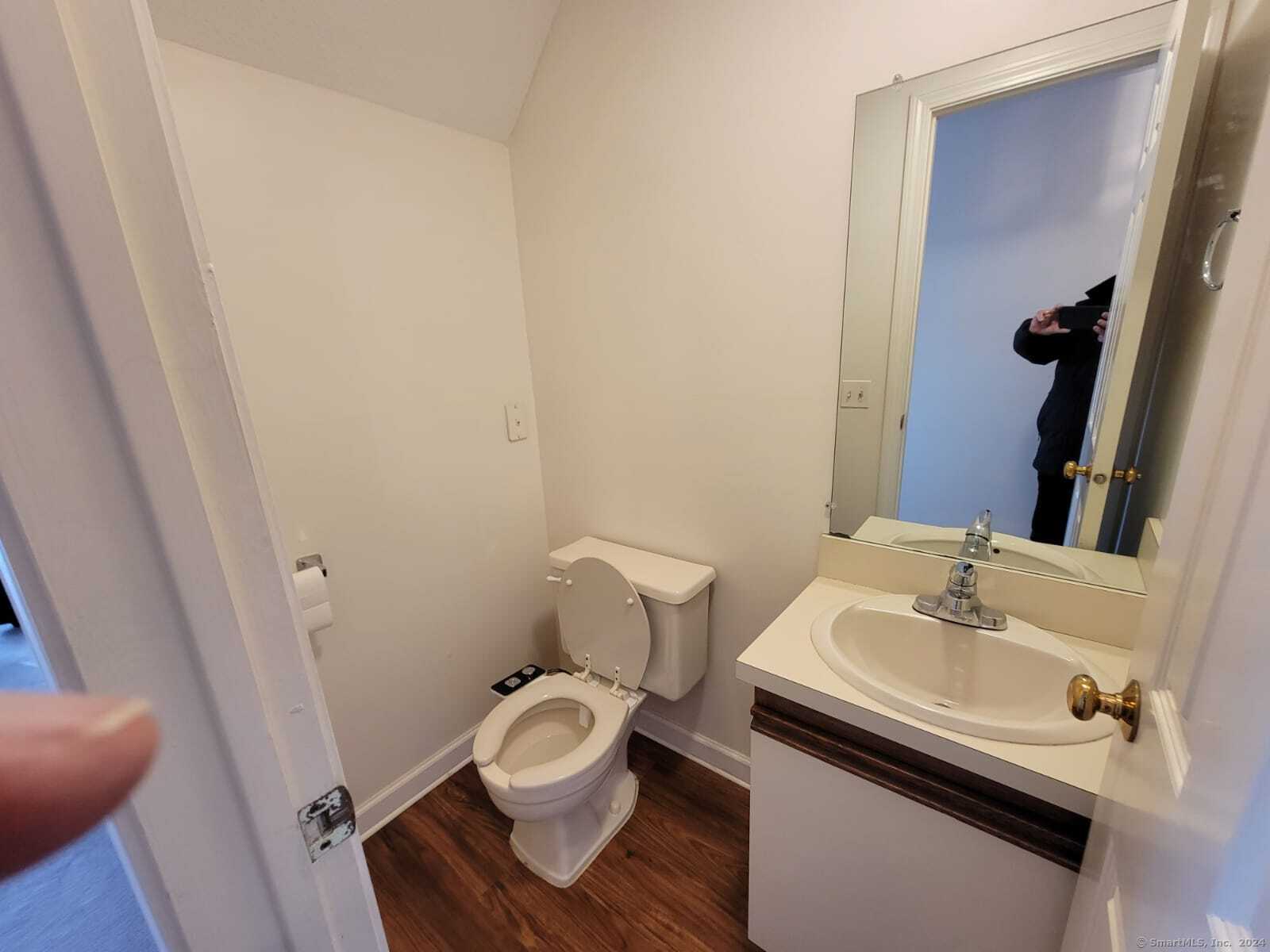 3221 E Main Street #C, Waterbury, Connecticut image 11