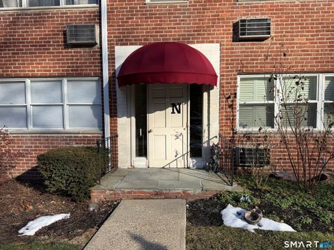 Photo of 11 Bedford Avenue #APT N4, Norwalk, CT 06850 (MLS # 24148007)