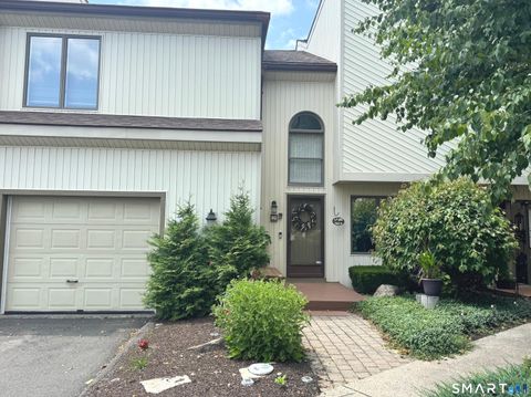 Photo of 12 Spindle Hill Road #8G, Wolcott, CT 06716 (MLS # 24191475)