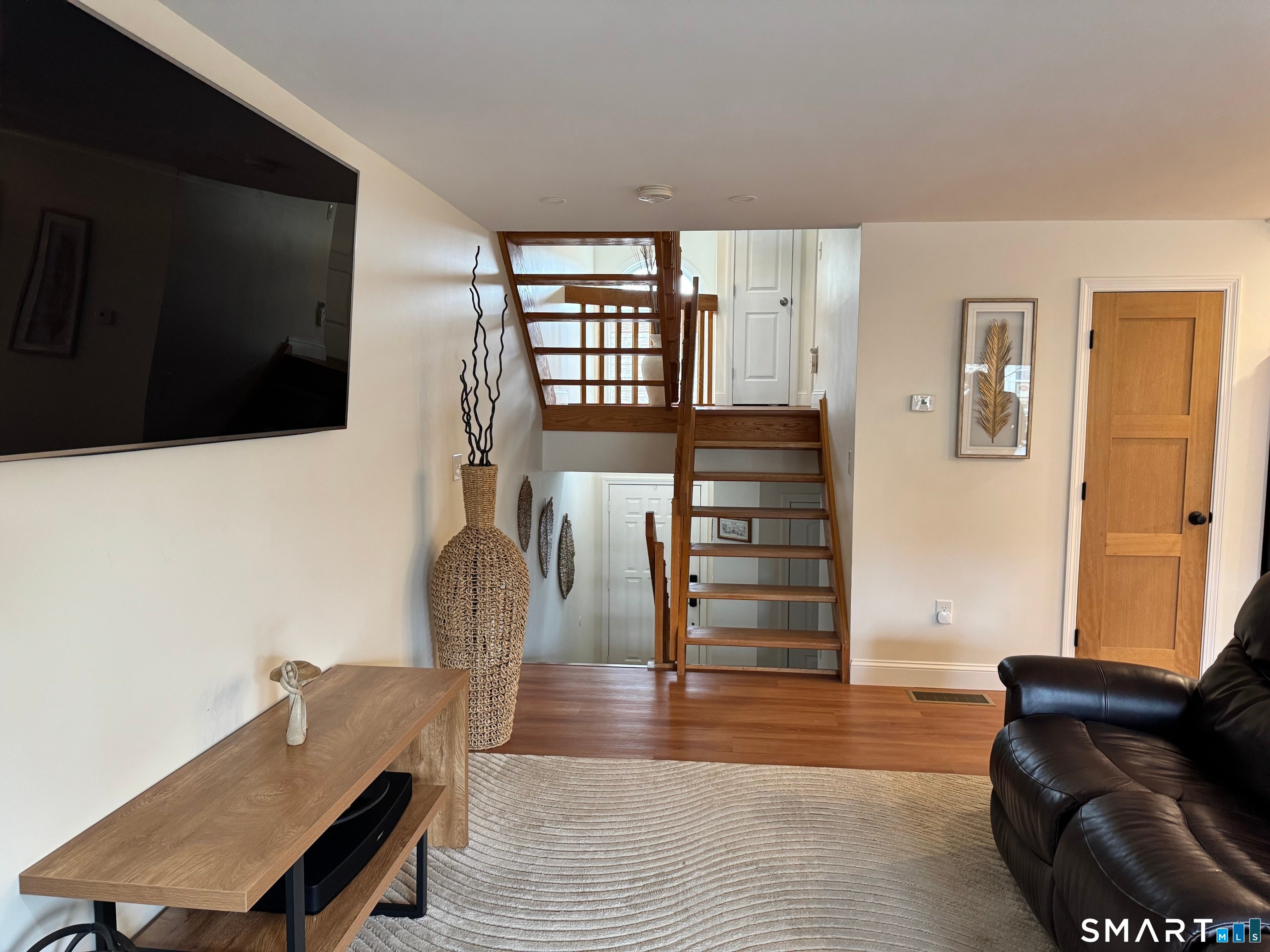 12 Spindle Hill Road 8G
