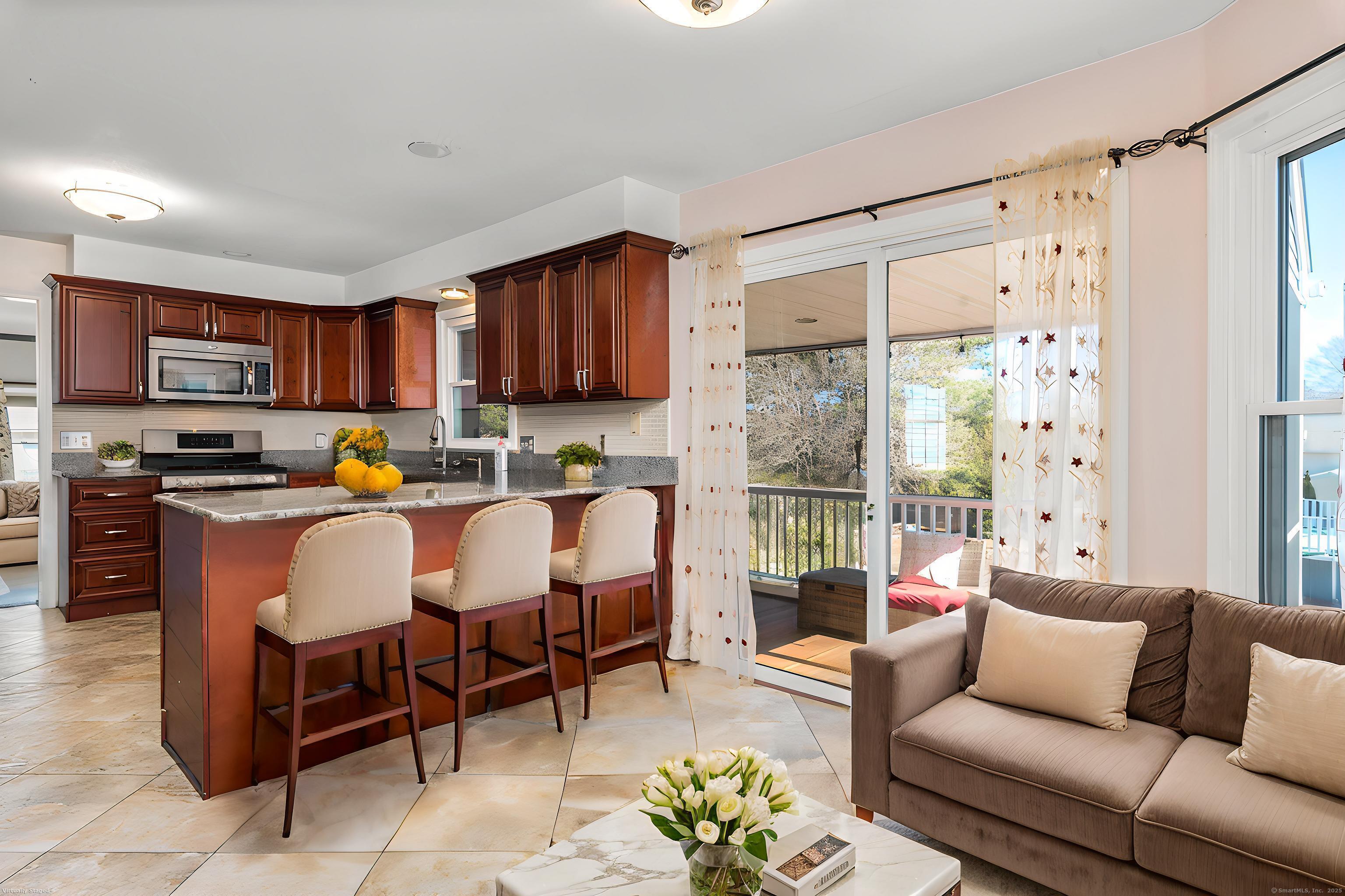 Property for Sale at Snow Ridge, Middletown, Connecticut - Bedrooms: 4 
Bathrooms: 3 
Rooms: 10  - $570,000