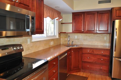 Tiny photo for 8 Willow Lane #8, Avon, CT 06001 (MLS # 24144173)