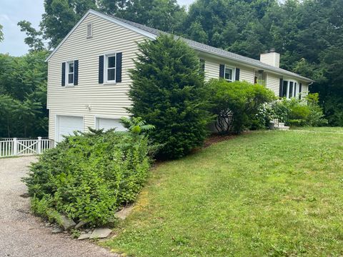 Photo of 161 Sleeping Giant Drive, Hamden, CT 06518 (MLS # 24147111)