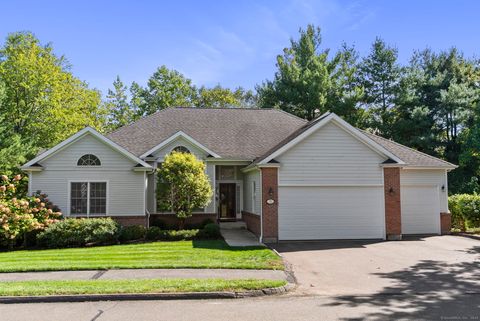 73 Emily Way 73 West Hartford CT 06107