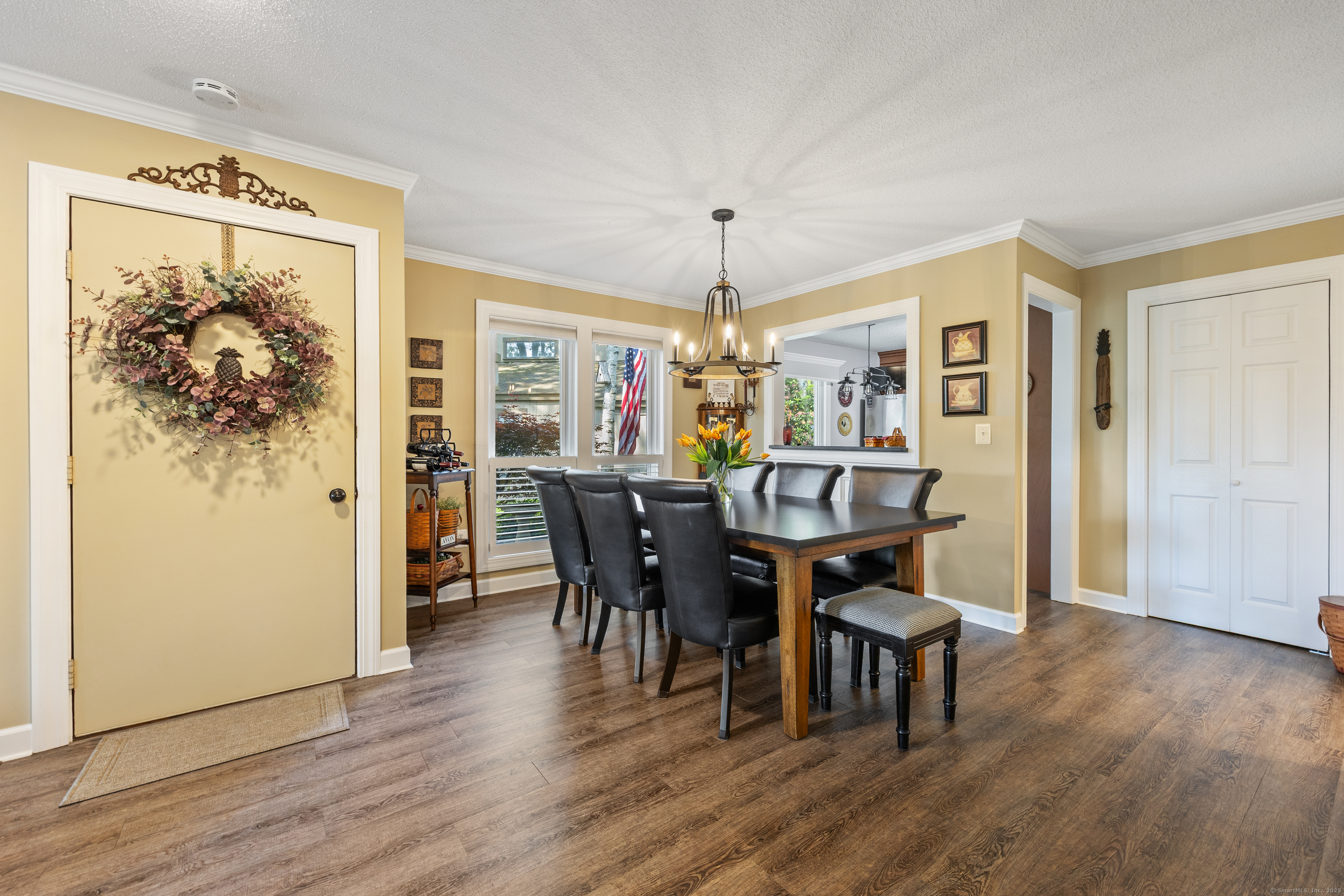 8 Cottonwood Drive 8