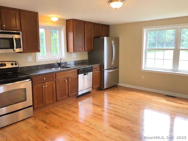 210 Highland Avenue, Wallingford, Connecticut image 8