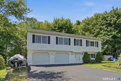 Photo of 70 Laurel Ridge, Watertown, CT 06779 (MLS # 24173441)