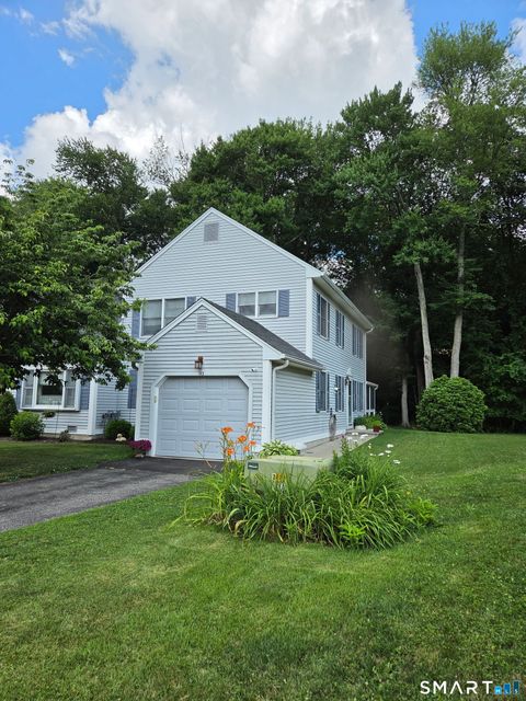 Homes For Sale - 193 Deer Run Trail<br/> Manchester, CT 06042