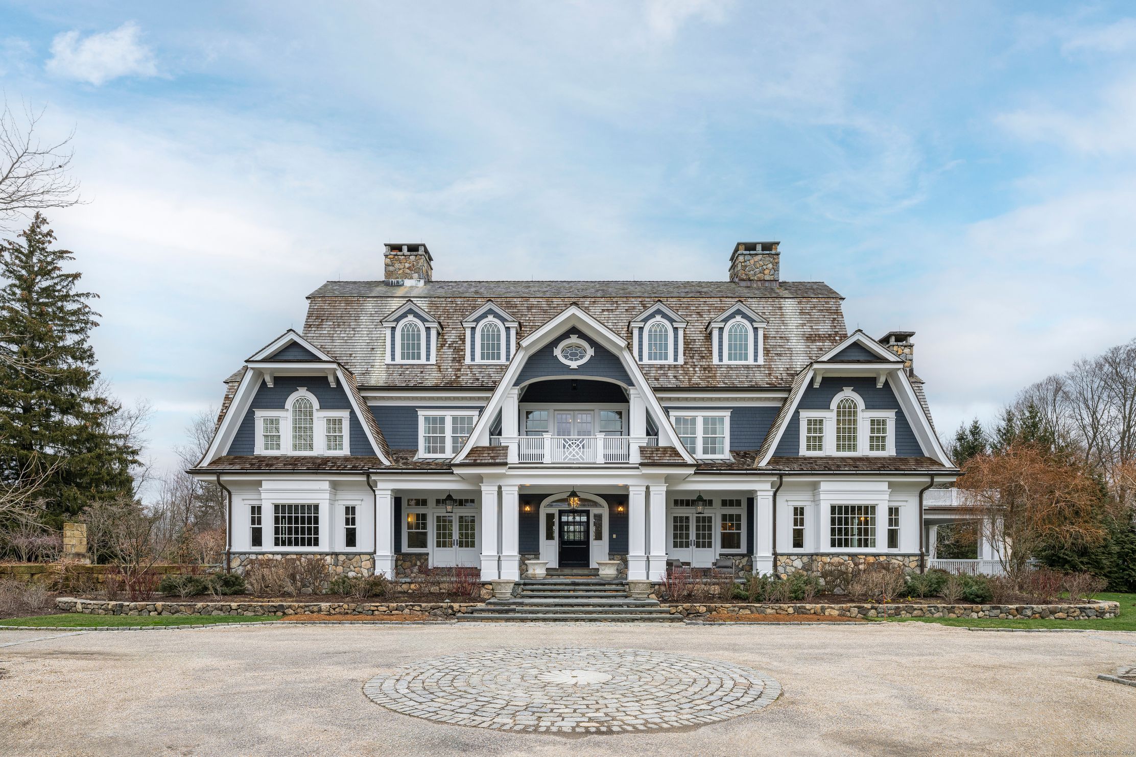 Property for Sale at 727 Smith Ridge Road, New Canaan, Connecticut - Bedrooms: 7 
Bathrooms: 10.5 
Rooms: 15  - $7,195,000