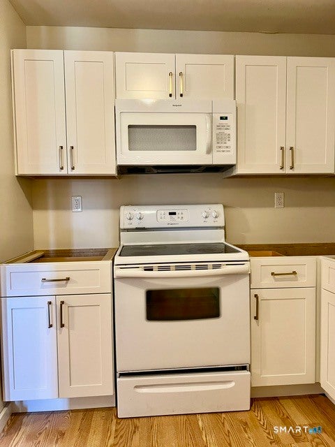2118 Cromwell Hills Drive 2118