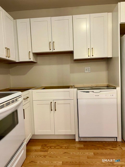 2118 Cromwell Hills Drive 2118