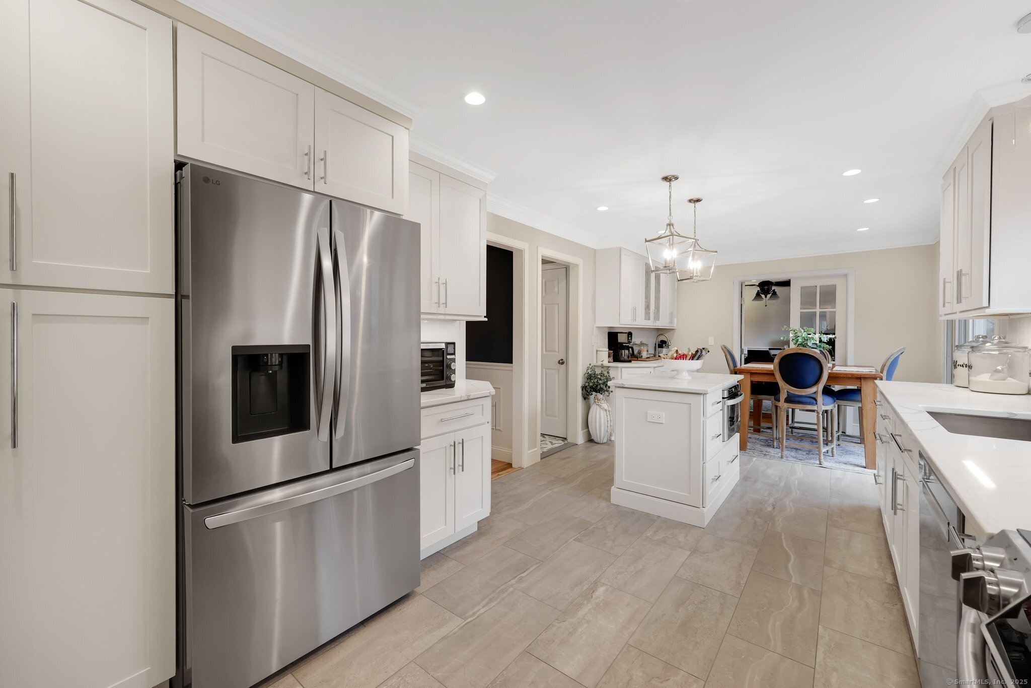 25 Deerfield Lane, Monroe, Connecticut image 9
