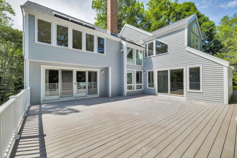 Tiny photo for 11 Island Bay Circle, Guilford, CT 06437 (MLS # 24132173)