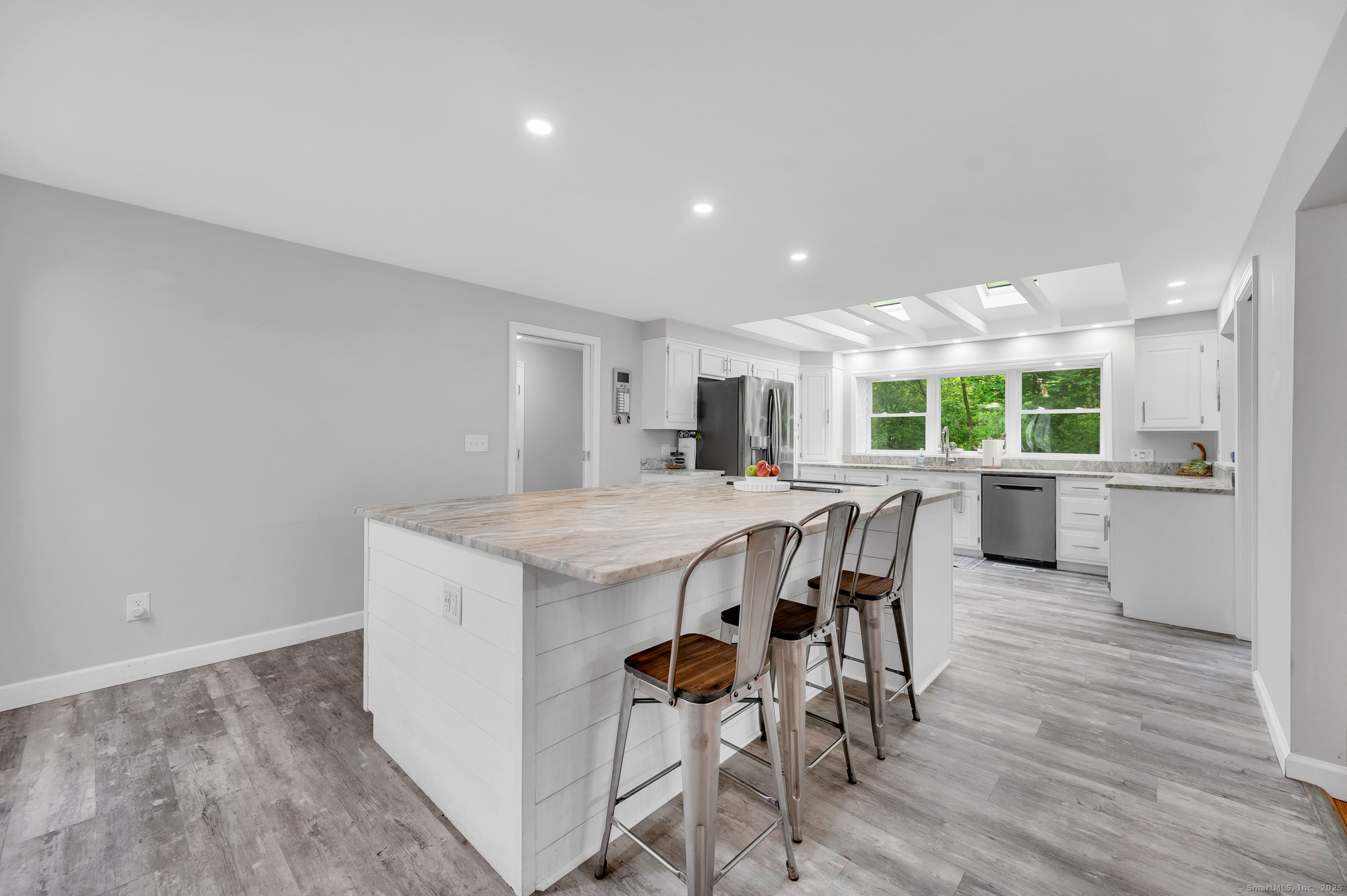 170 Long Hill Road, Wallingford, Connecticut image 4