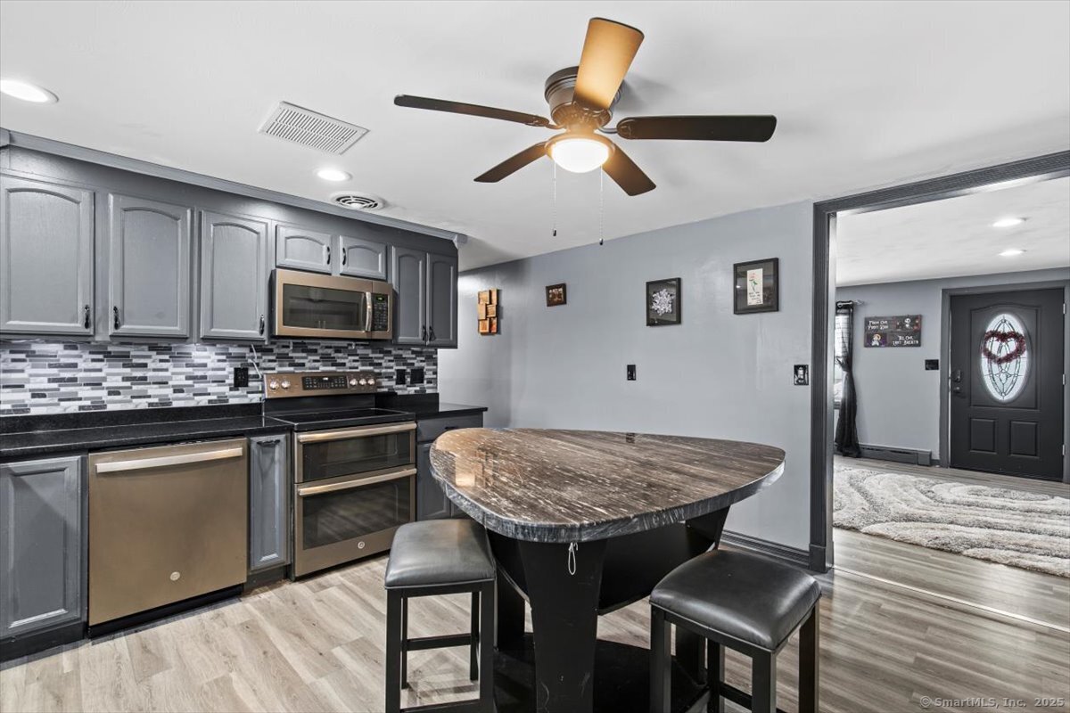 23 Hopeville Drive, Waterbury, Connecticut image 6