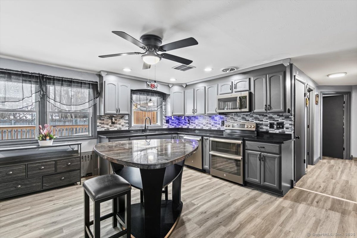 23 Hopeville Drive, Waterbury, Connecticut image 7