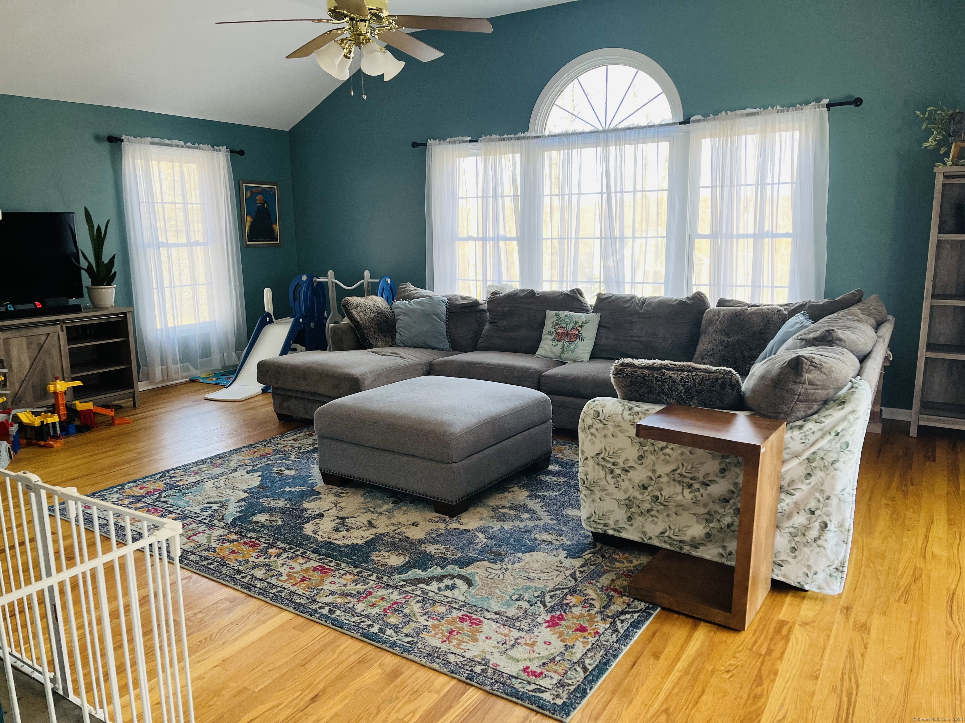 37 Oakcrest Road, Oxford, Connecticut image 8