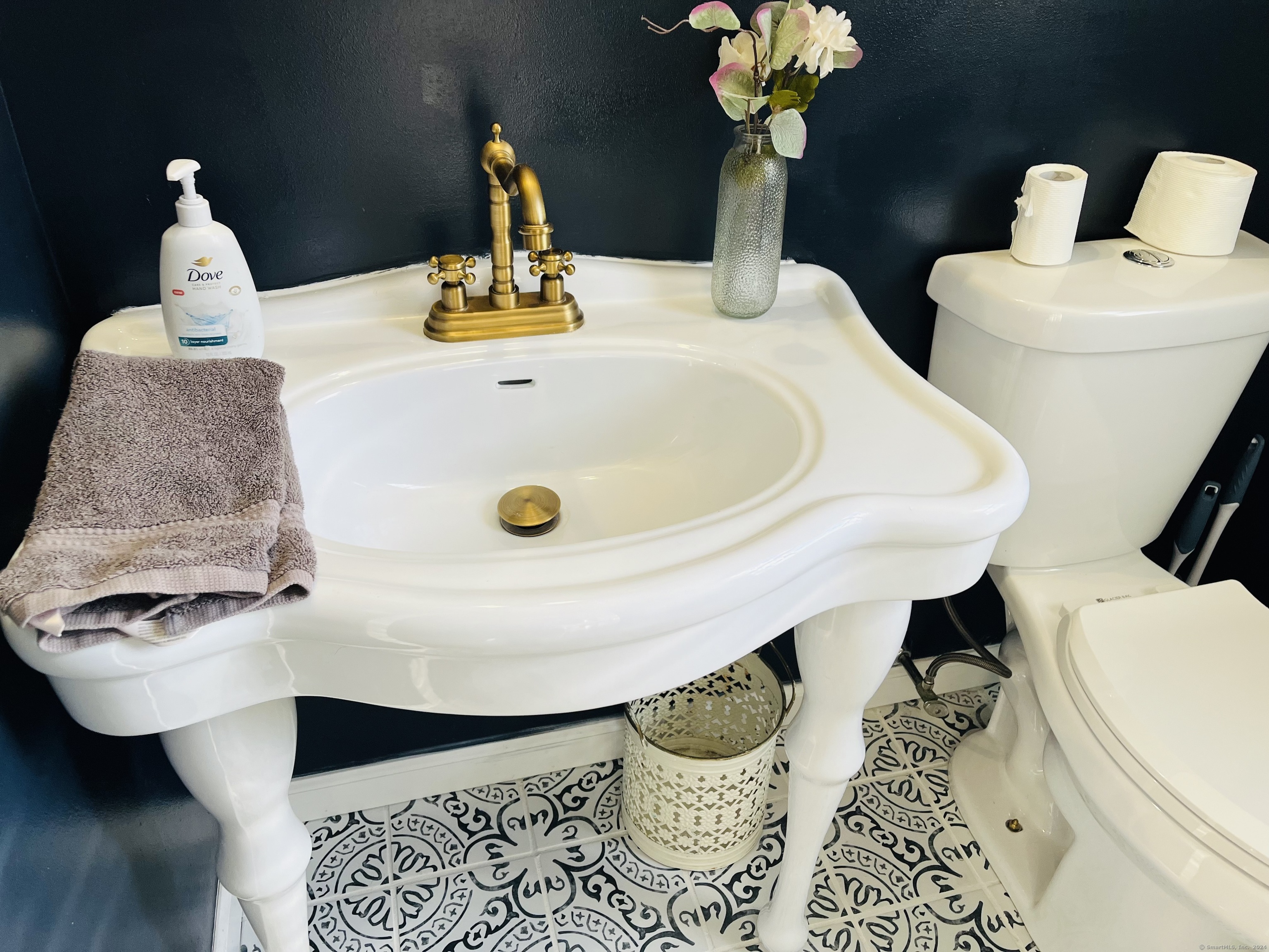 37 Oakcrest Road, Oxford, Connecticut image 10