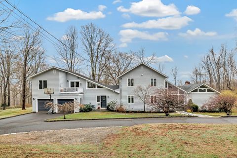 60 Old Farm Road Weston CT 06883