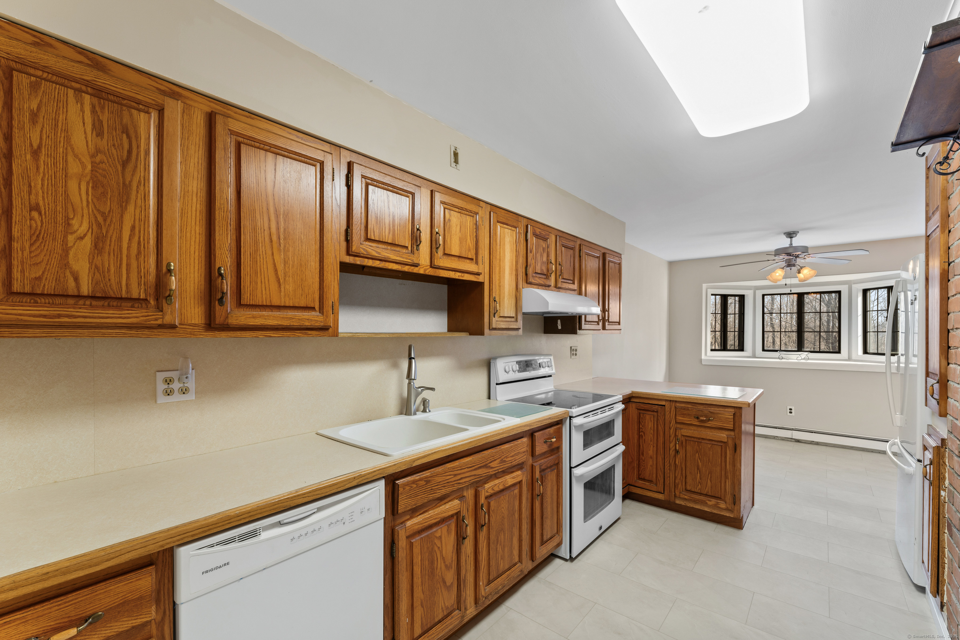 3 Newbury Road, Newtown, Connecticut image 11