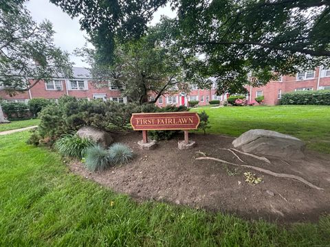 Condo For Sale - 74 Standish Road #APT 3<br/> Stamford, CT 06902