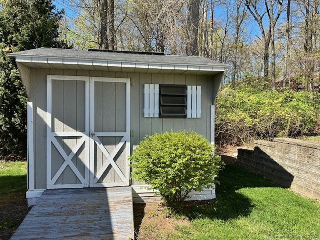 23 North Road, Southington, Connecticut image 22