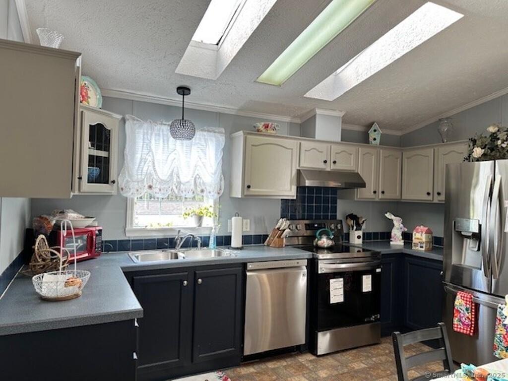 23 North Road, Southington, Connecticut image 3