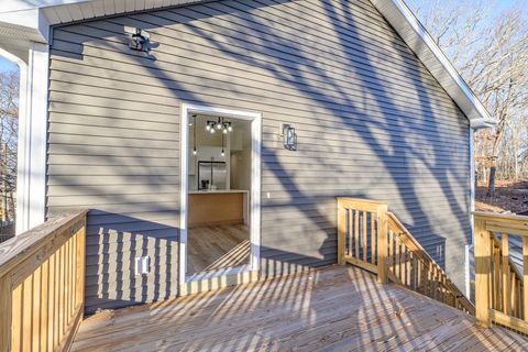 Tiny photo for 6 Prospect Street, Putnam, CT 06260 (MLS # 24143134)