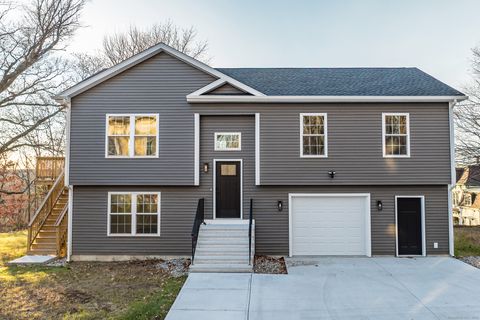 6 Prospect Street Putnam CT 06260