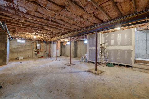 Tiny photo for 33 Sargeant Street, Hartford, CT 06105 (MLS # 24136891)