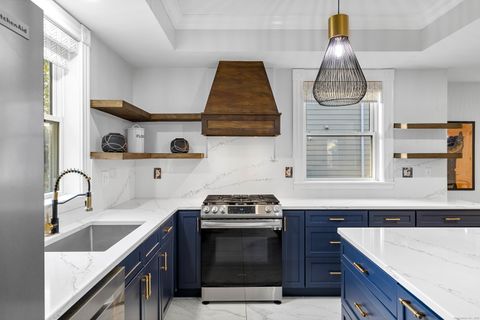 Tiny photo for 33 Sargeant Street, Hartford, CT 06105 (MLS # 24136891)