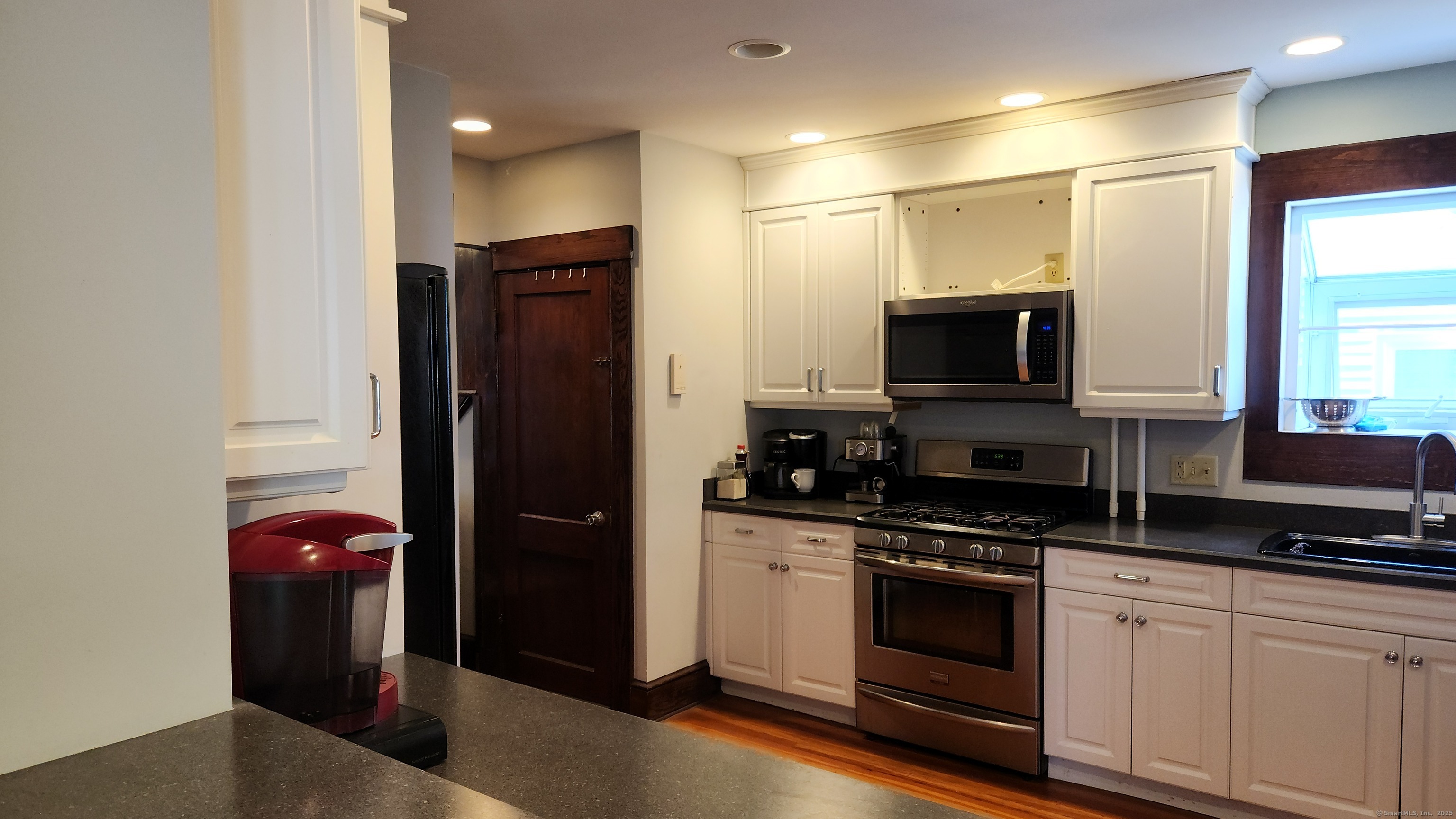 33 N Hoadley Street, Naugatuck, Connecticut image 5