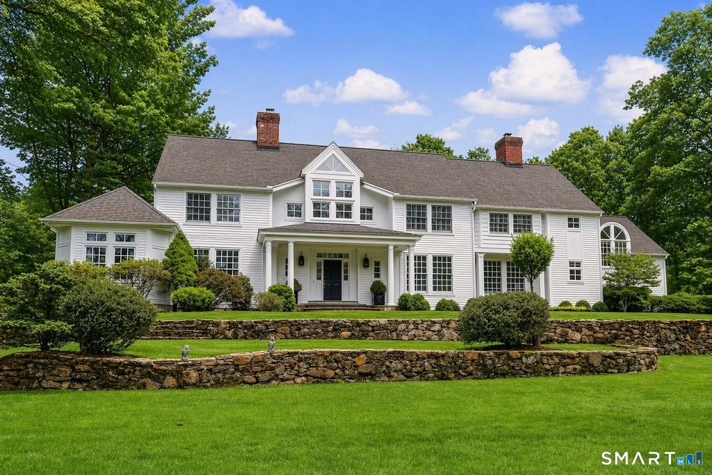 Photo of 66 Gate Stone Lane, Fairfield, CT 06824 (MLS # 24169966)